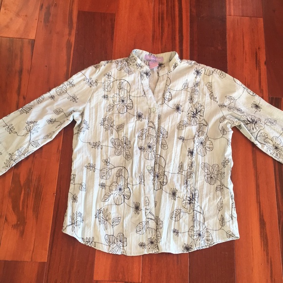 HARMONY & VINE BLUE BUTTON DOWN - Picture 1 of 8